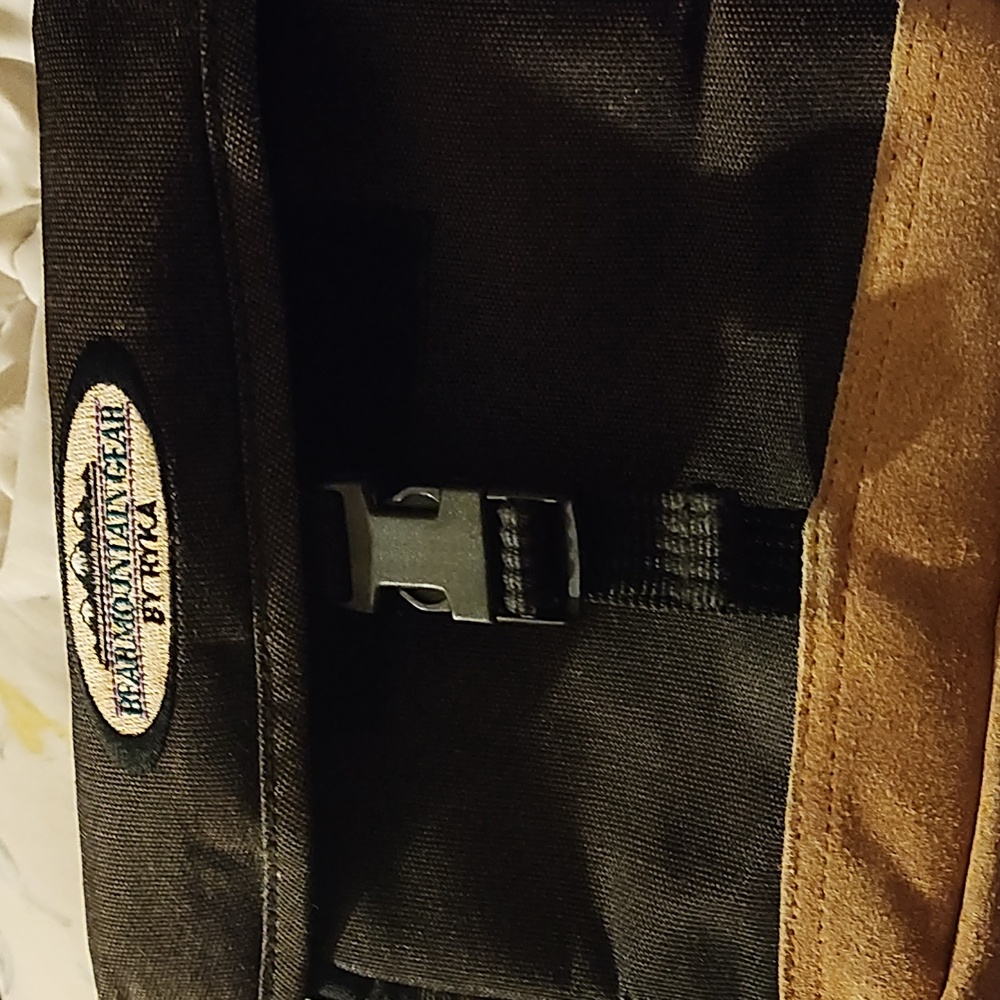 Bear Mountain Gear by RYKA camera bag